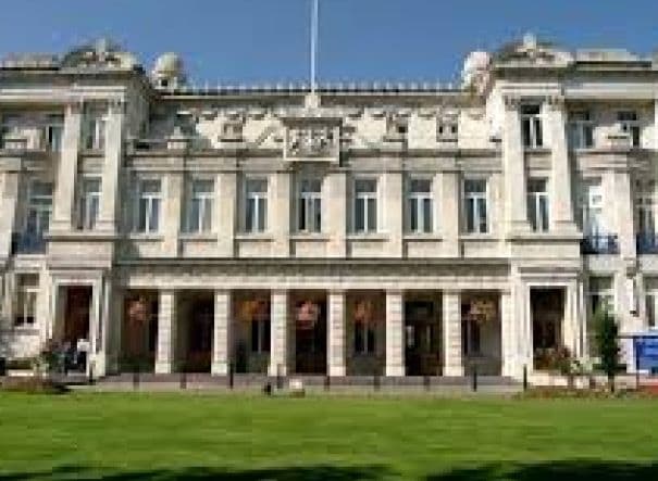 Queen Mary University