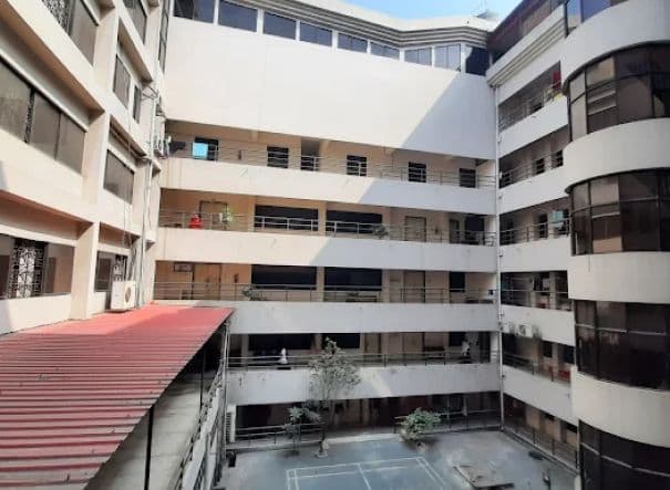 Uttara Women Medical College